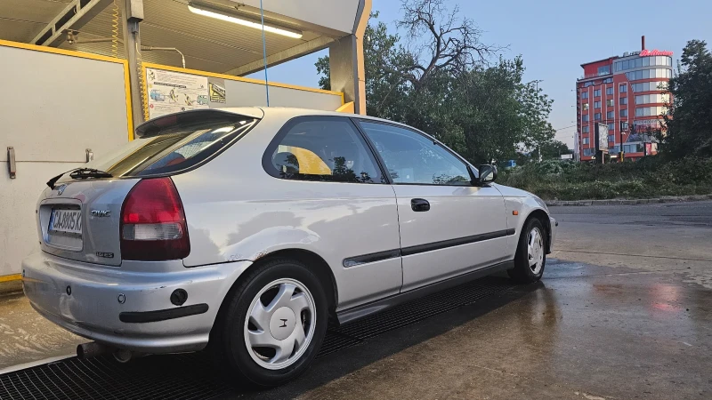 Honda Civic, снимка 6 - Автомобили и джипове - 52383547