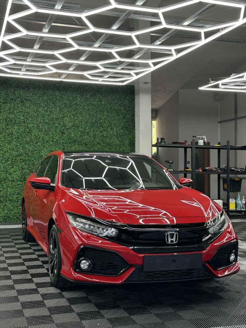Honda Civic 1.0T, снимка 2 - Автомобили и джипове - 51627746