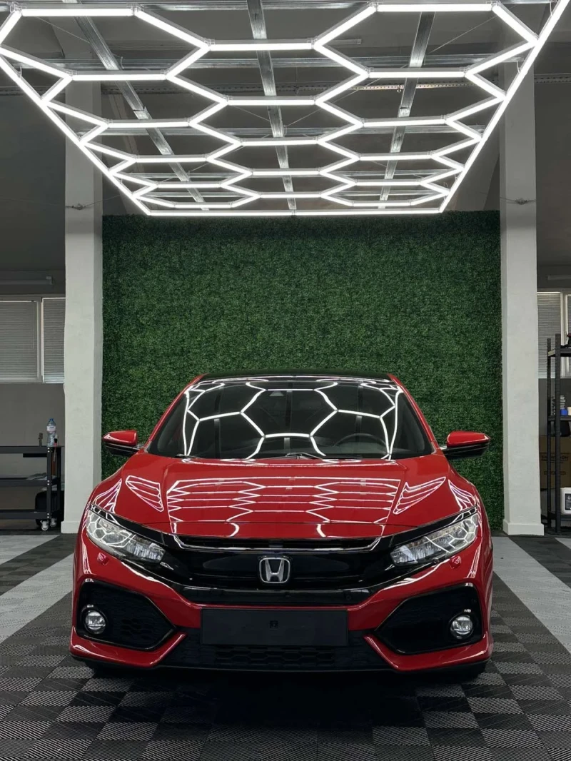 Honda Civic 1.0T, снимка 4 - Автомобили и джипове - 51627746