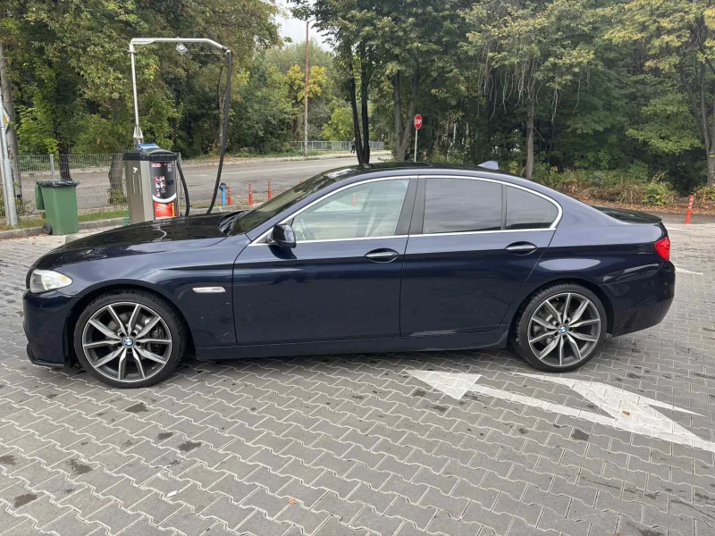 BMW 530 xDrive M paket, снимка 7 - Автомобили и джипове - 51924103