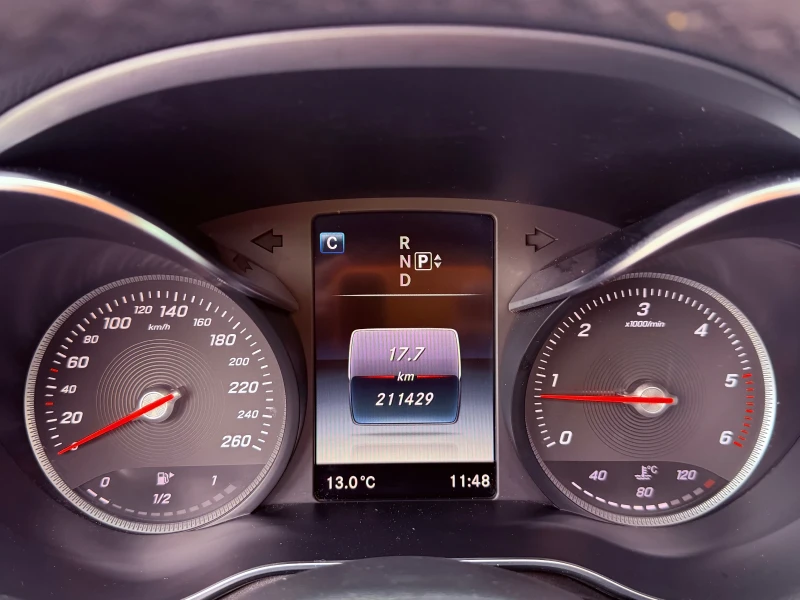 Mercedes-Benz C 220 //////AMG-PACK\\\\\, снимка 10 - Автомобили и джипове - 52737909