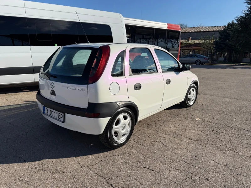 Opel Corsa 1, 7 DTI KLIMA Бяла Перла, снимка 4 - Автомобили и джипове - 52613743