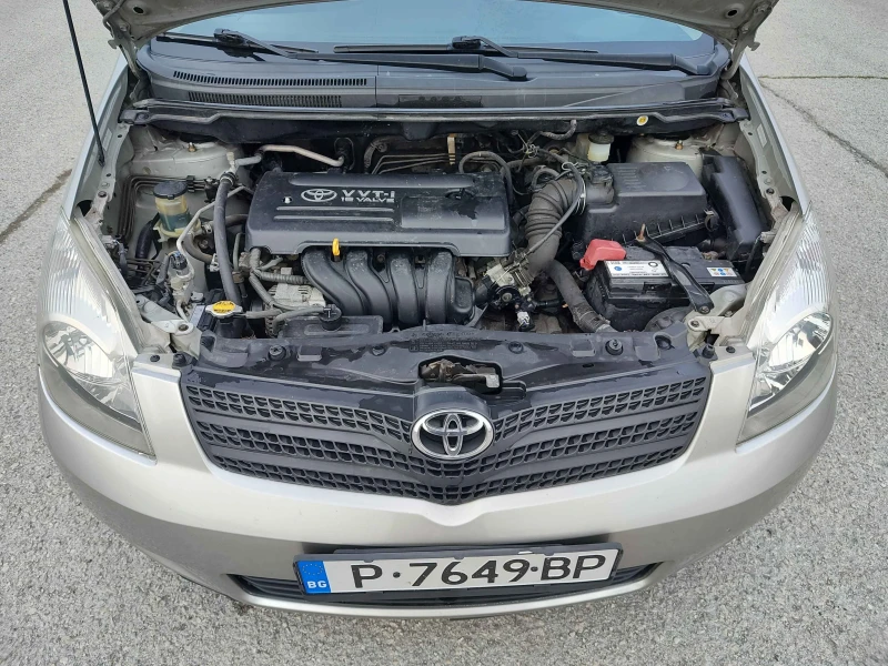 Toyota Corolla verso, снимка 14 - Автомобили и джипове - 52742499
