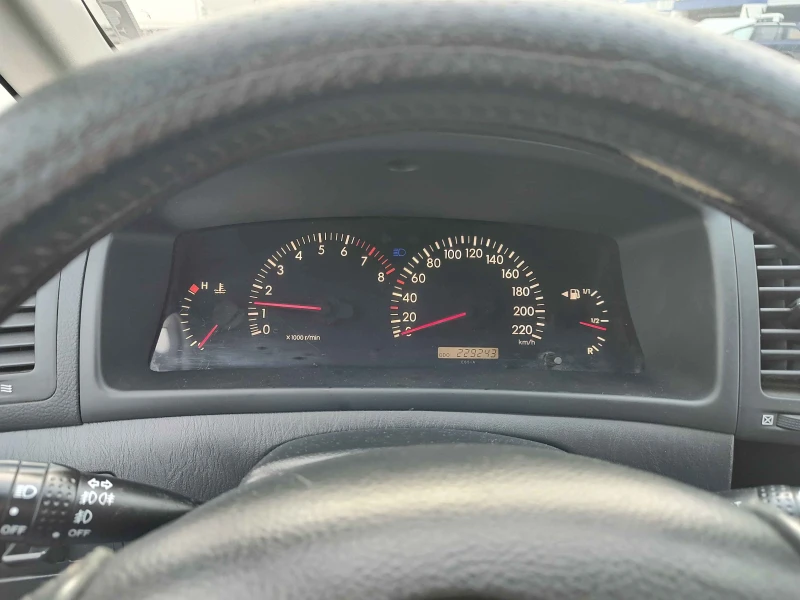 Toyota Corolla verso, снимка 10 - Автомобили и джипове - 52742499
