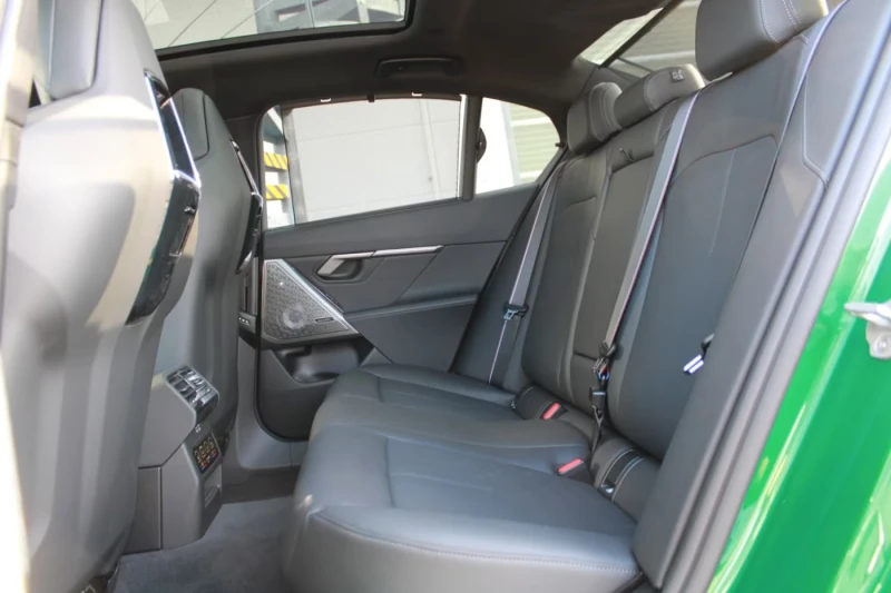 BMW M5 723HP/xDRIVE/360/PANO/MEM/B&W/947v, снимка 10 - Автомобили и джипове - 53507030