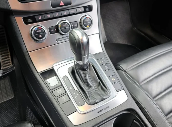 VW CC 2.0 TDI 4Motion - изображение 9