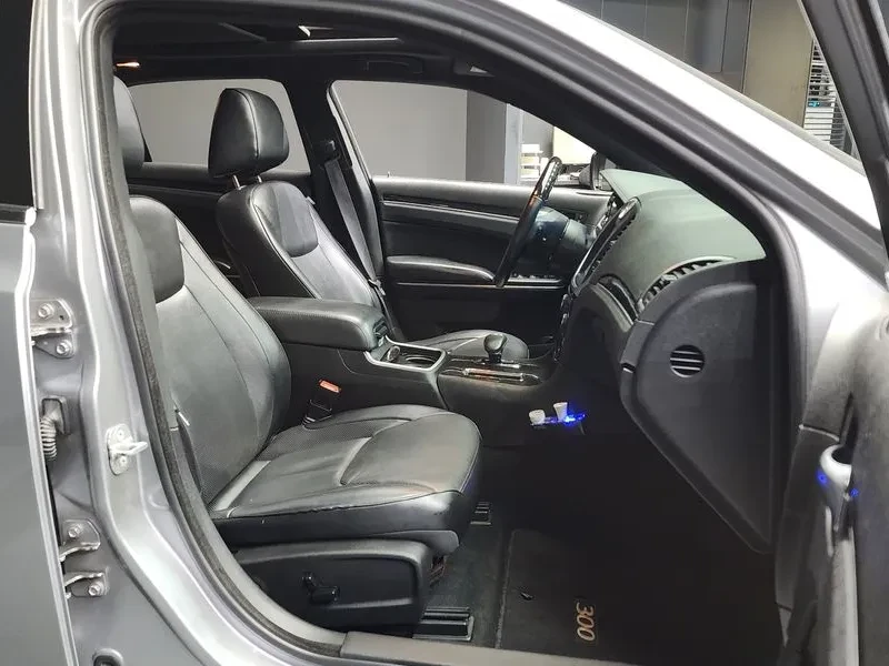 Chrysler 300c 3.6 | Mobile.bg � ����������� 11