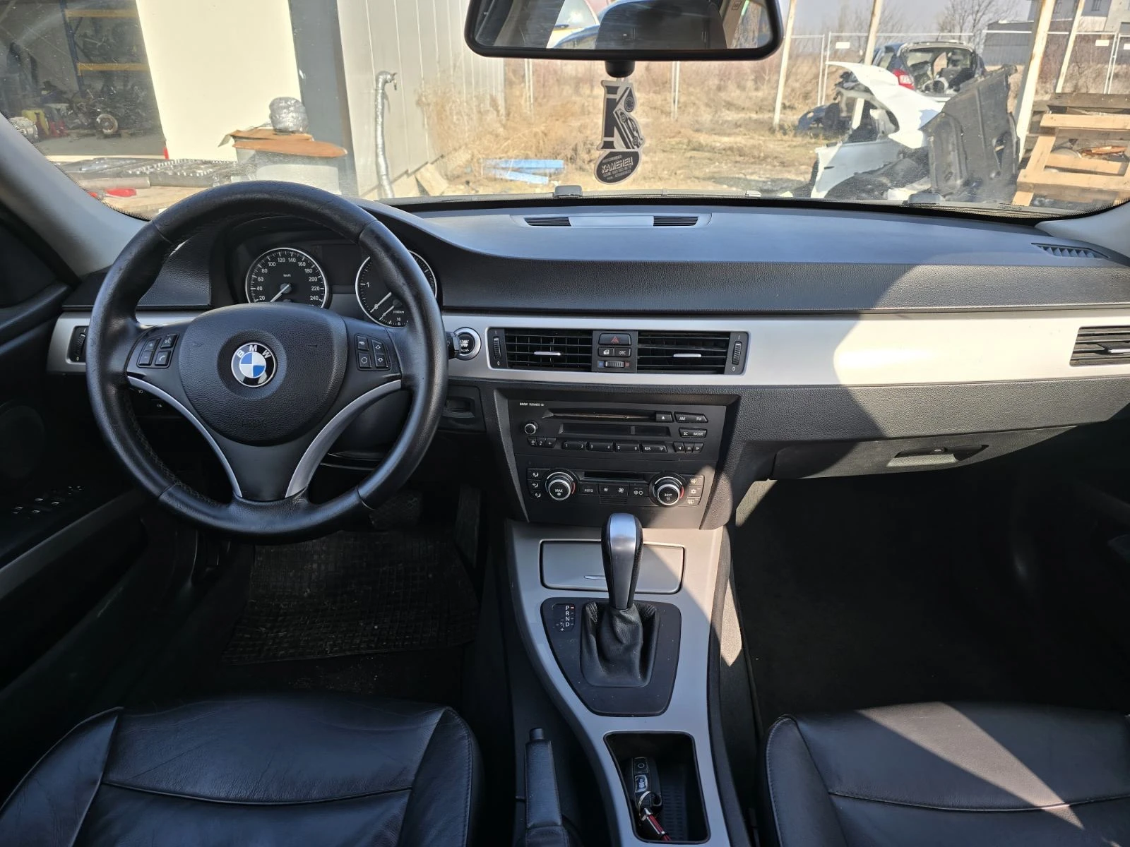 BMW 320 2.0d | Mobile.bg   11