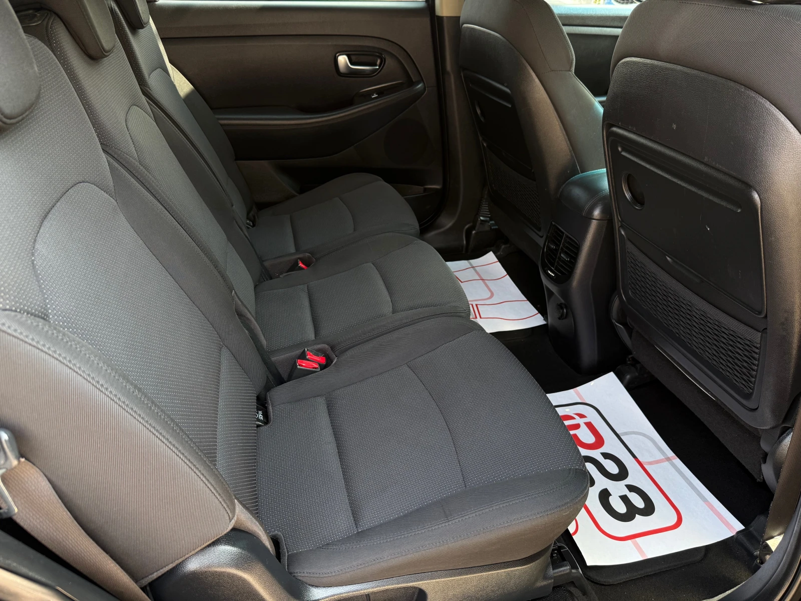 Kia Carens 1.7CRDi* 2015год.* 7* Местен* 116кс* * *  - изображение 10