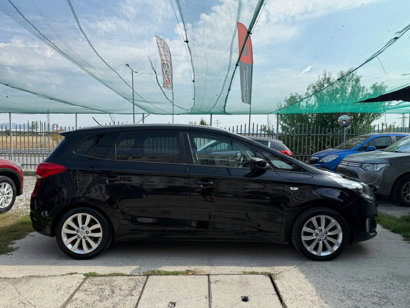 Kia Carens 1.7CRDi* 2015год.* 7* Местен* 116кс* * *  - изображение 7