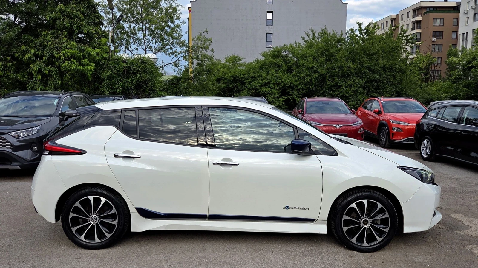 Nissan Leaf  LED/360^/N Connecta - изображение 2