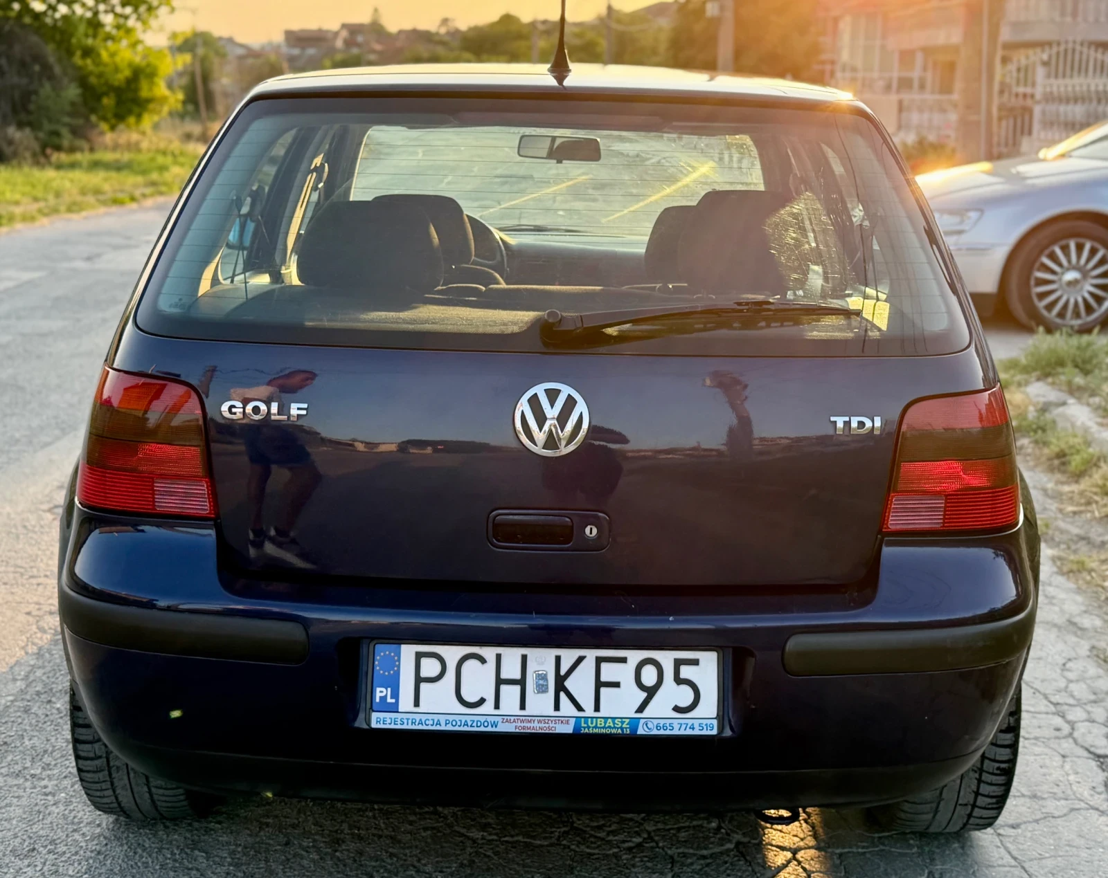 VW Golf 1.9TDI EDITION  - изображение 6