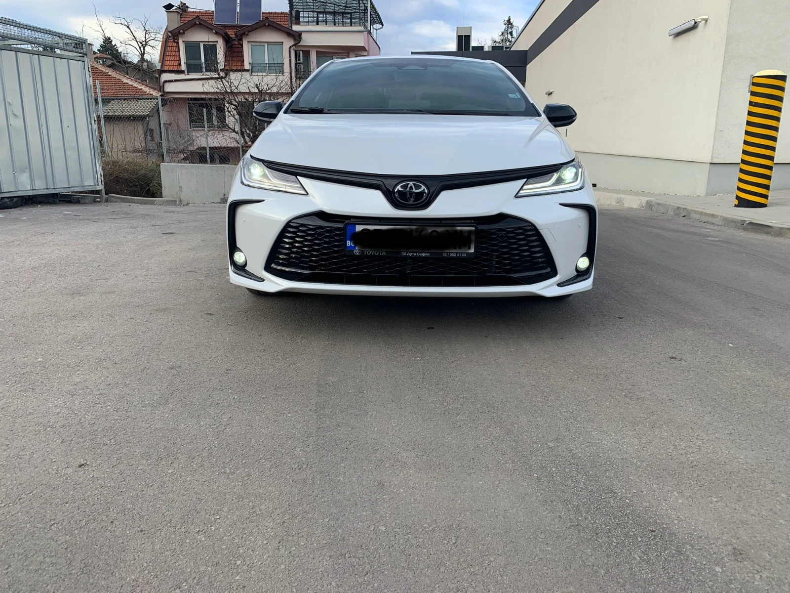 Toyota Corolla 1, 8 GR SPORT - изображение 8