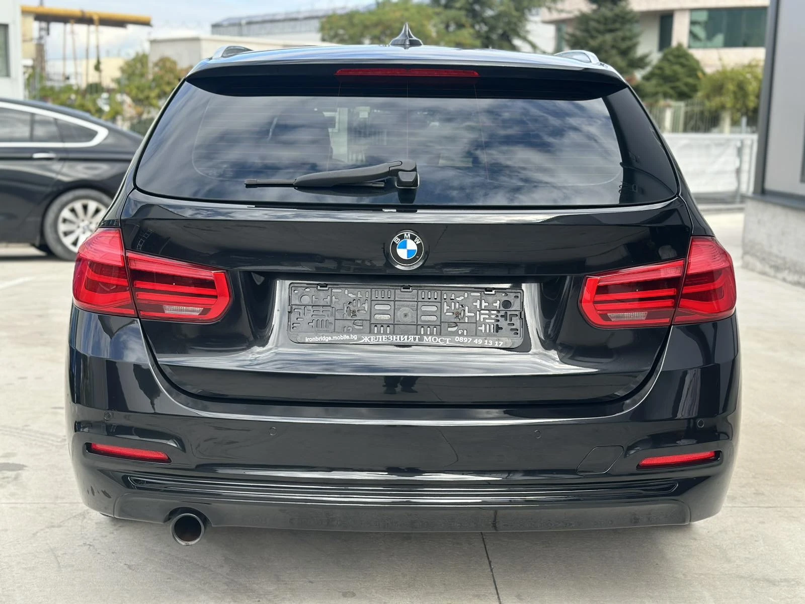 BMW 320 M Sport  EU 6 Автомат FULL LED - изображение 4