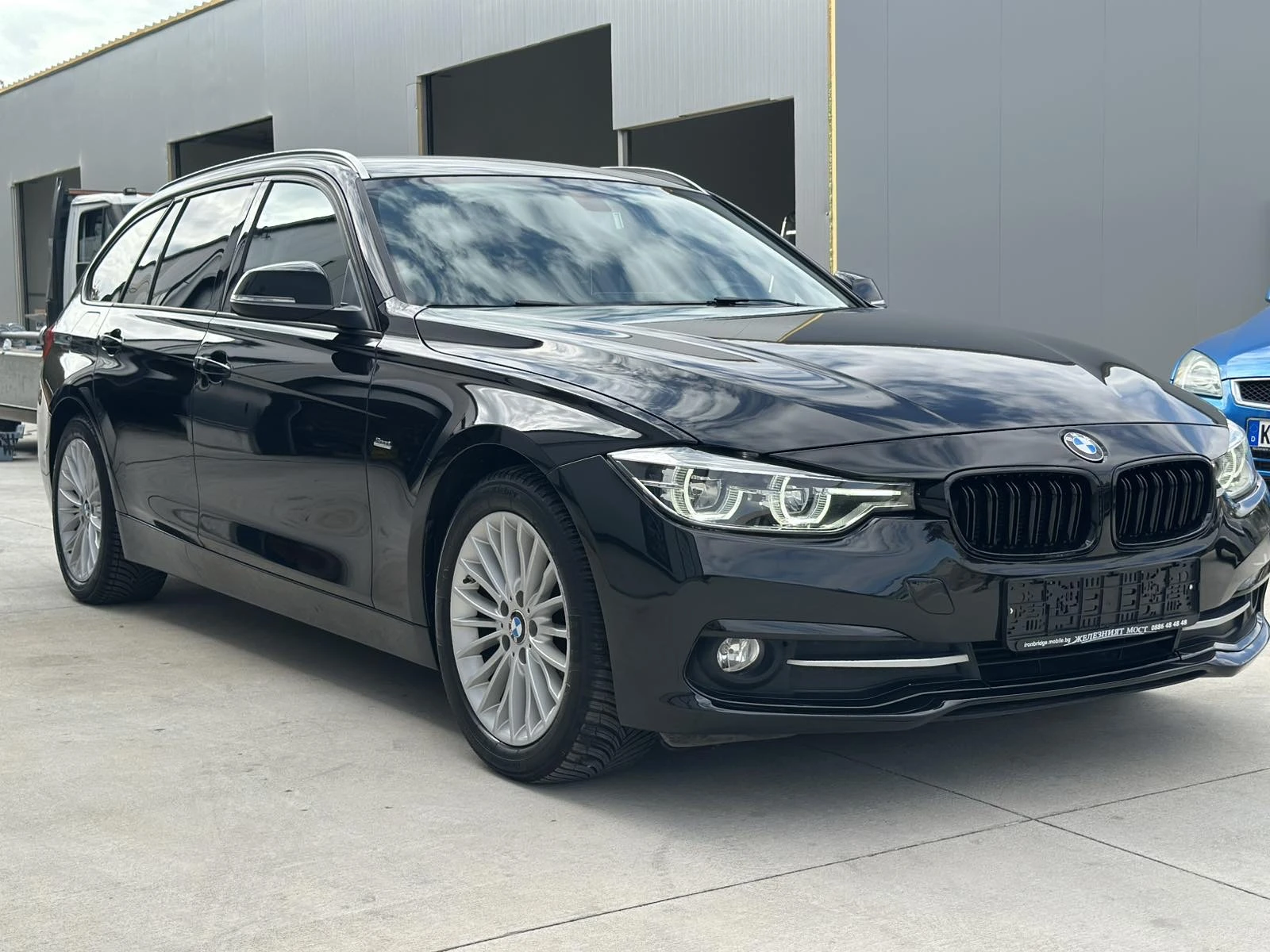 BMW 320 M Sport  EU 6 Автомат FULL LED - изображение 2