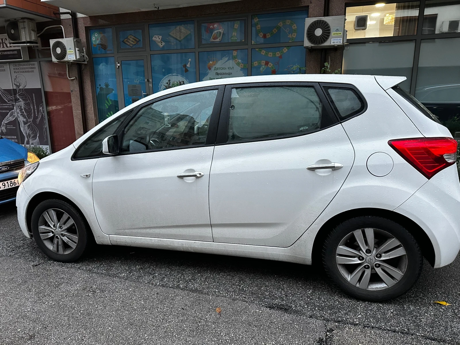 Hyundai Ix20 1.6СRDI, с валидна ГО, винетка до 06.2026г. - изображение 3