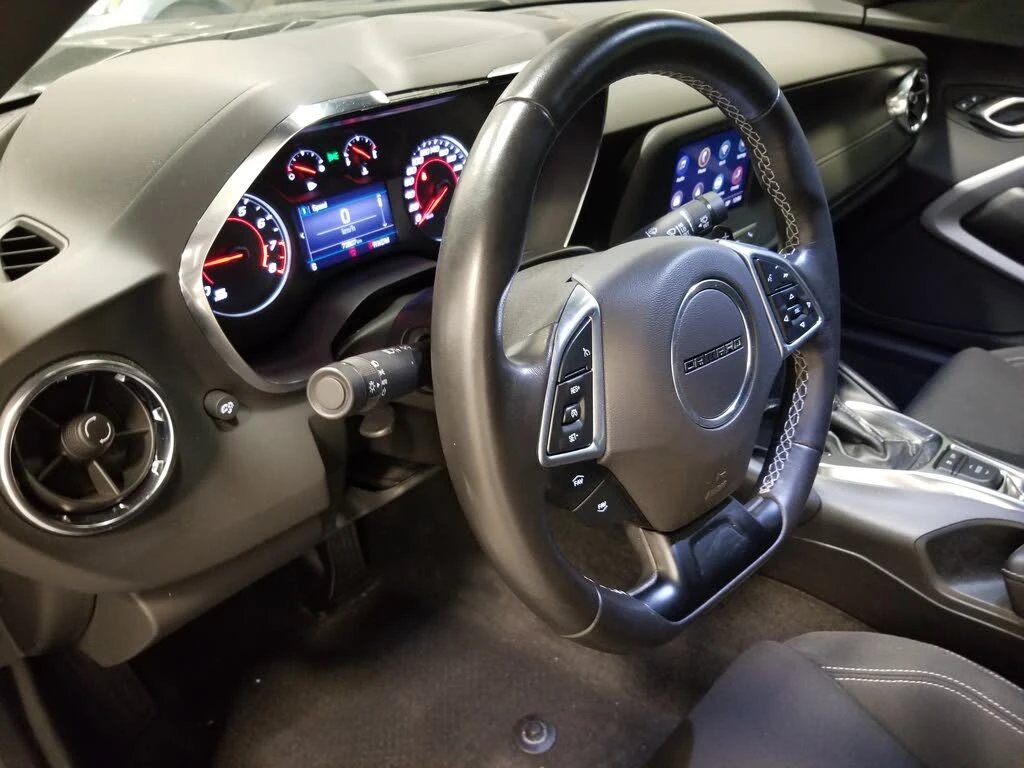 Chevrolet Camaro 1LS Coupe * RWD * АвтоКредит (ЦЕНА ДО БГ) - изображение 9