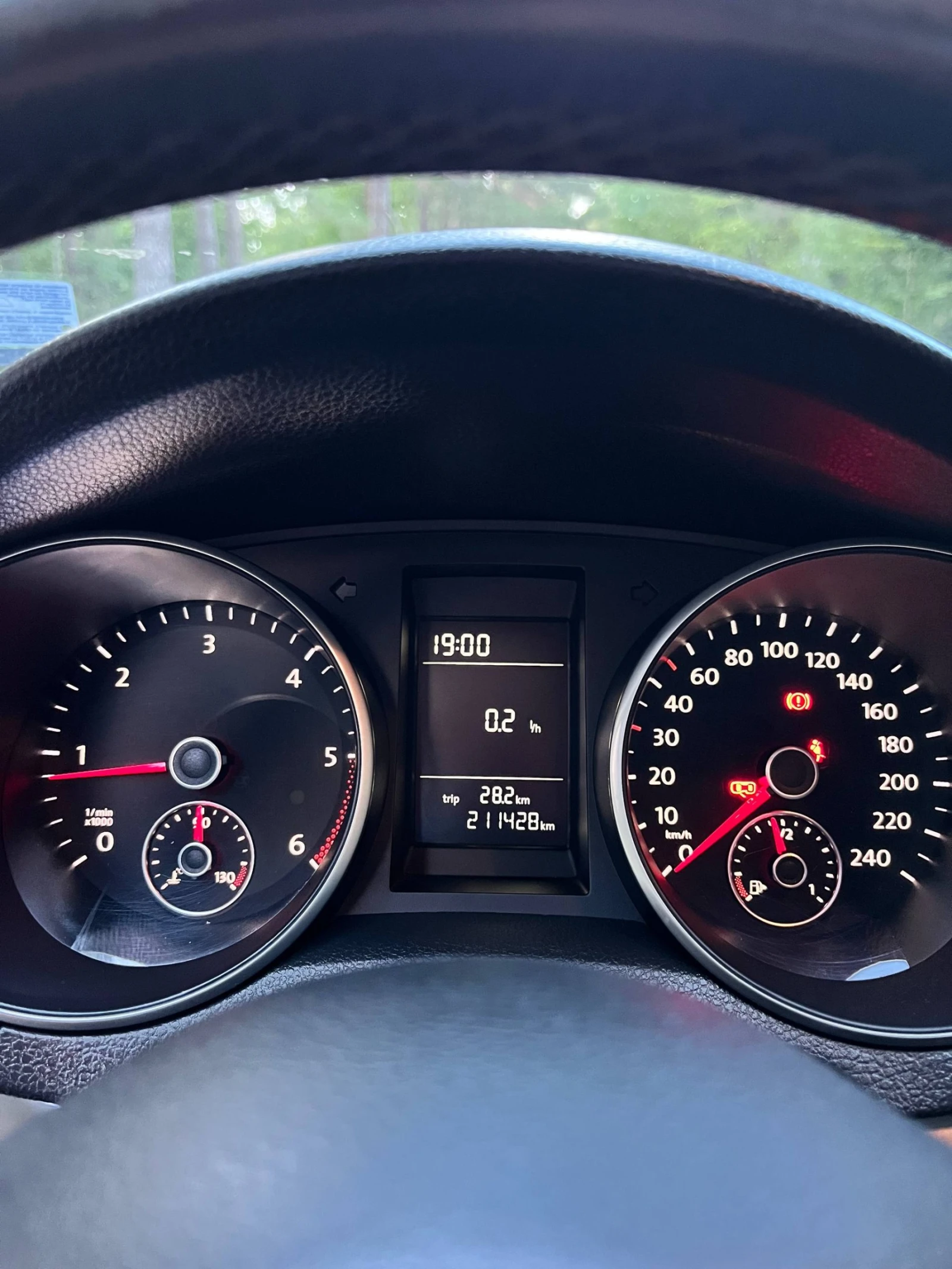 VW Golf 1.6 TDI EURO 5 | Mobile.bg   11