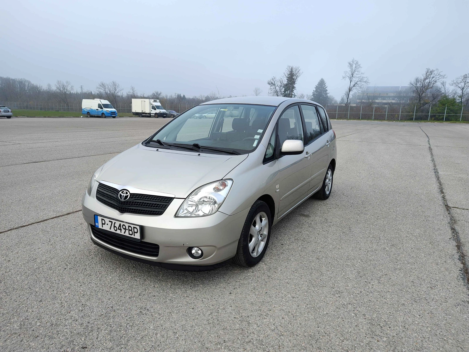 Toyota Corolla verso  - изображение 2