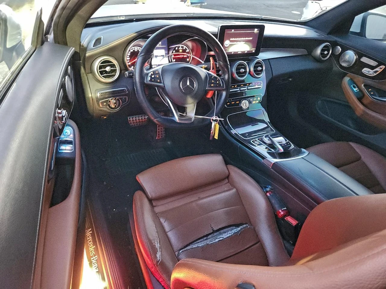 Mercedes-Benz C 300 AMG* PACK* BURMESTER* 4MATIC* ПОДГРЕВ* КАМЕРА*  - изображение 7