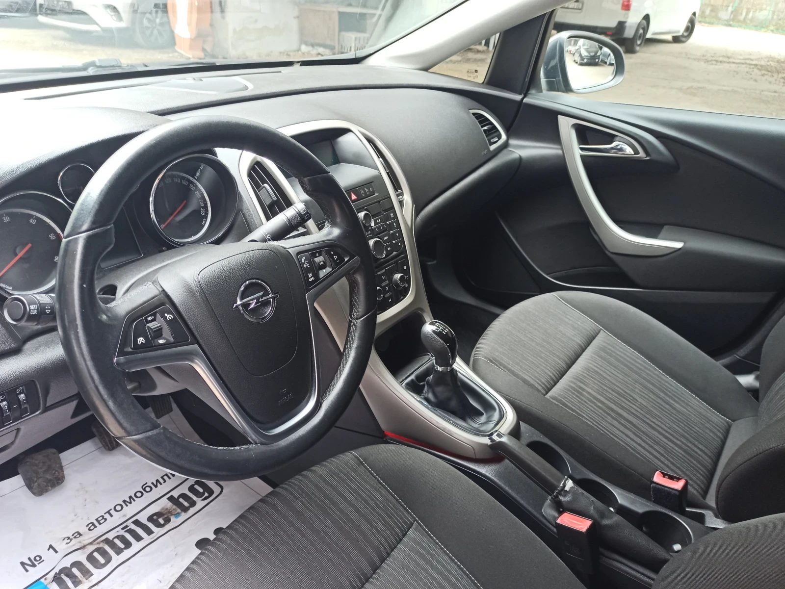 Opel Astra 1.7 D, снимка 10 - Автомобили и джипове - 54227182