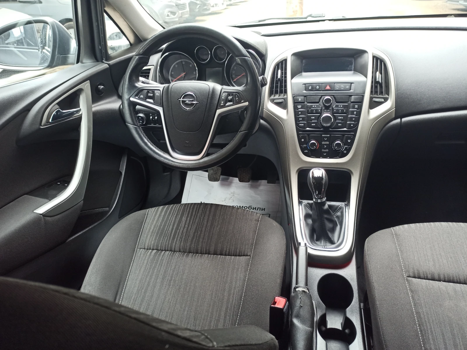 Opel Astra 1.7 D, снимка 11 - Автомобили и джипове - 54227182