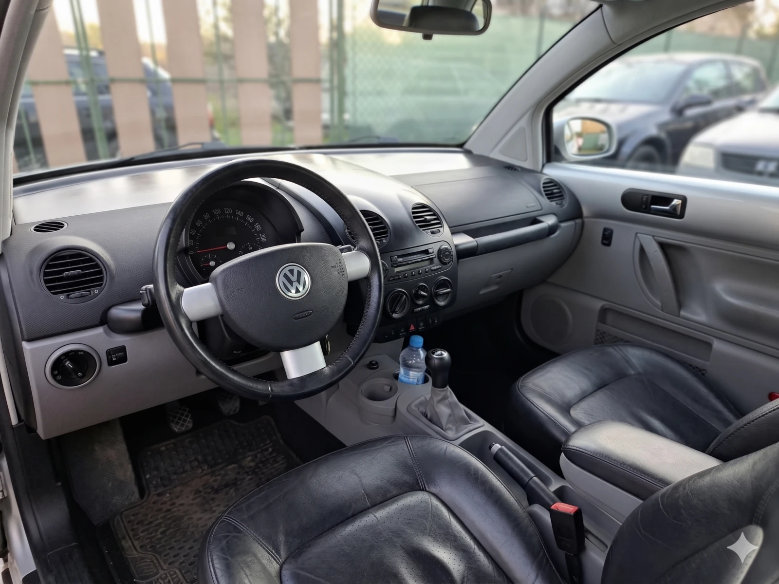 VW Beetle 1.9, снимка 2 - Автомобили и джипове - 54246391