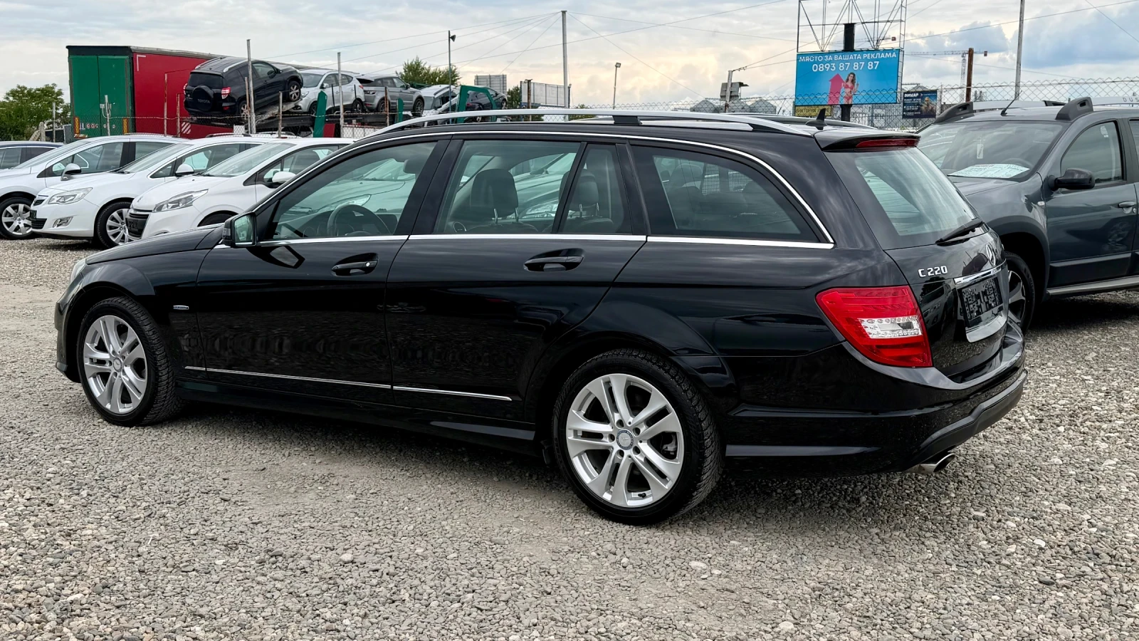 Mercedes-Benz C 220 * AMG OPTIC* NAVI * ЛИЗИНГ, снимка 6 - Автомобили и джипове - 54609678
