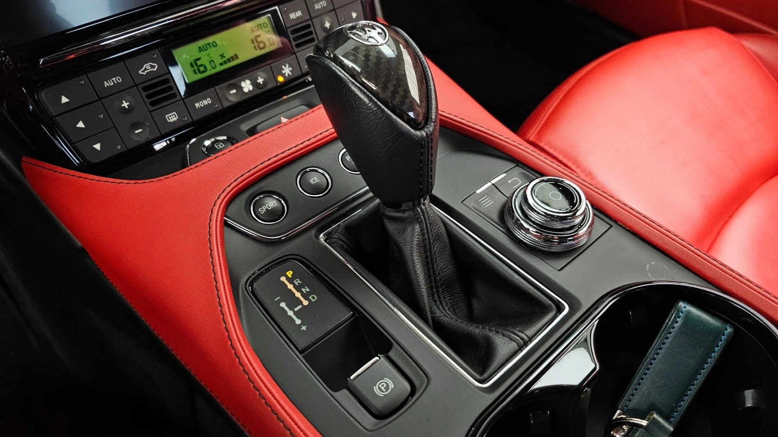 Maserati GranTurismo * 4.7* 2019* ЦЕНА ДО БГ* , снимка 10 - Автомобили и джипове - 54957362