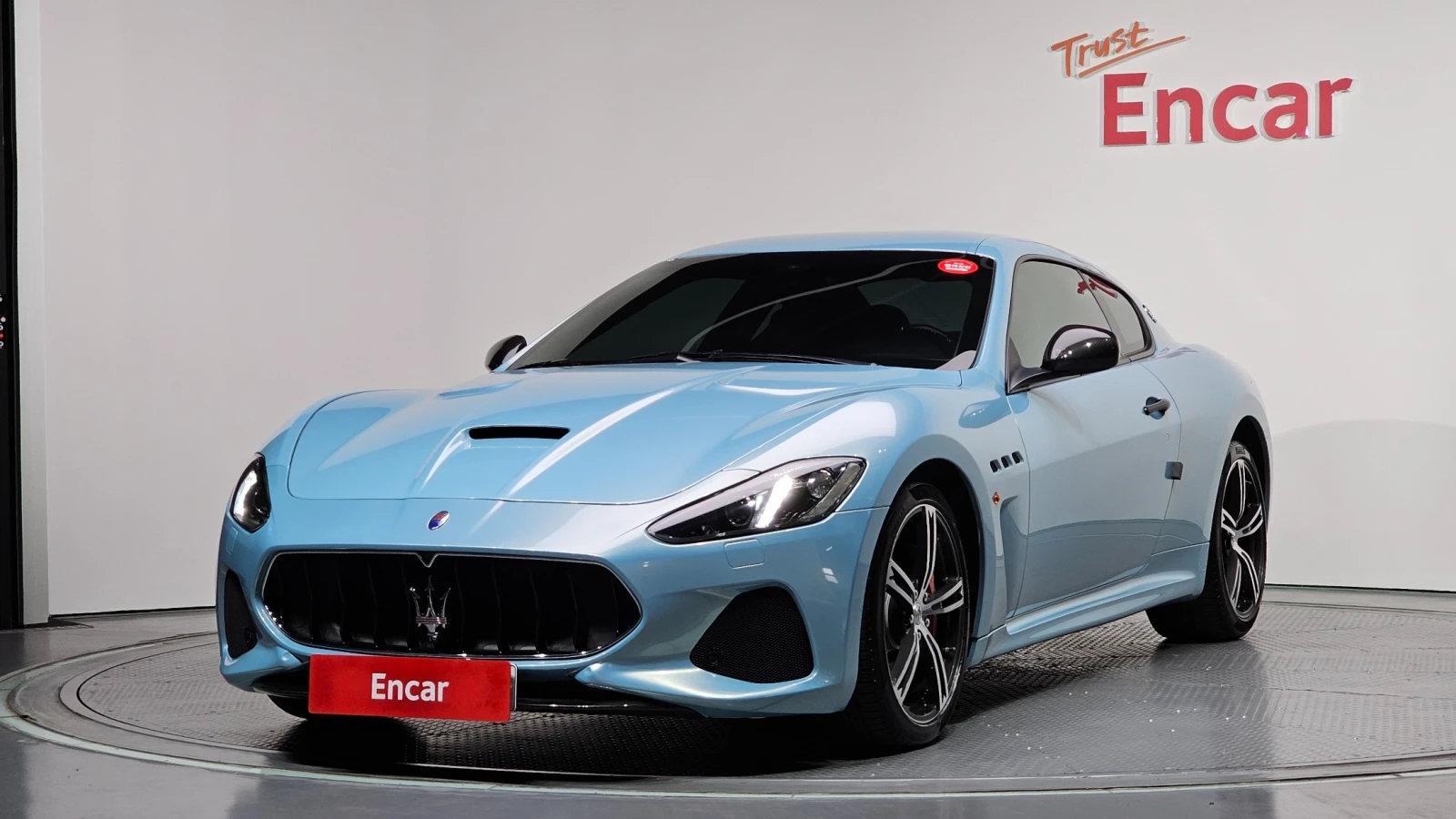 Maserati GranTurismo * 4.7* 2019* ЦЕНА ДО БГ* , снимка 3 - Автомобили и джипове - 54957362