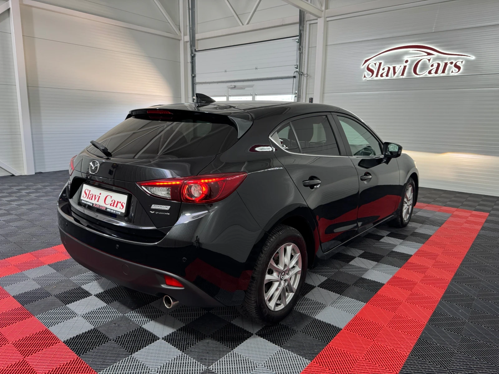 Mazda 3 1.5 SKYACTIV-D | EXCEED, снимка 6 - Автомобили и джипове - 55301410
