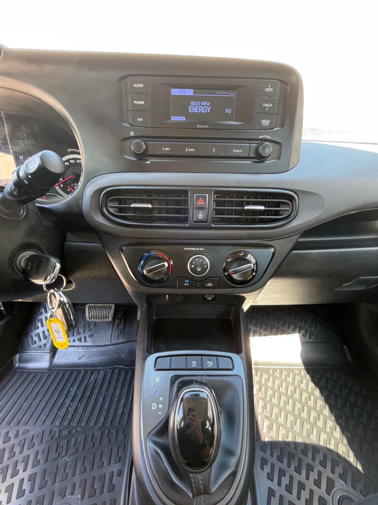 Hyundai I10 1.0i-67к.с., снимка 13 - Автомобили и джипове - 55390961