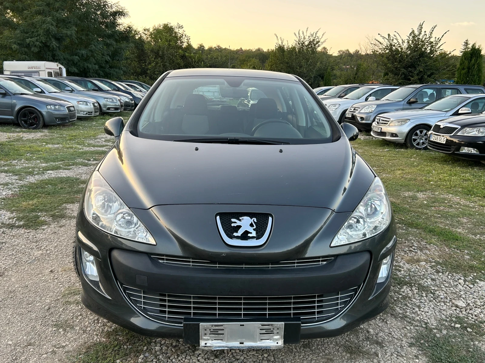 Peugeot 308 1.6HDi АВТОМАТИК * КЛИМАТИК* , снимка 2 - Автомобили и джипове - 55563026