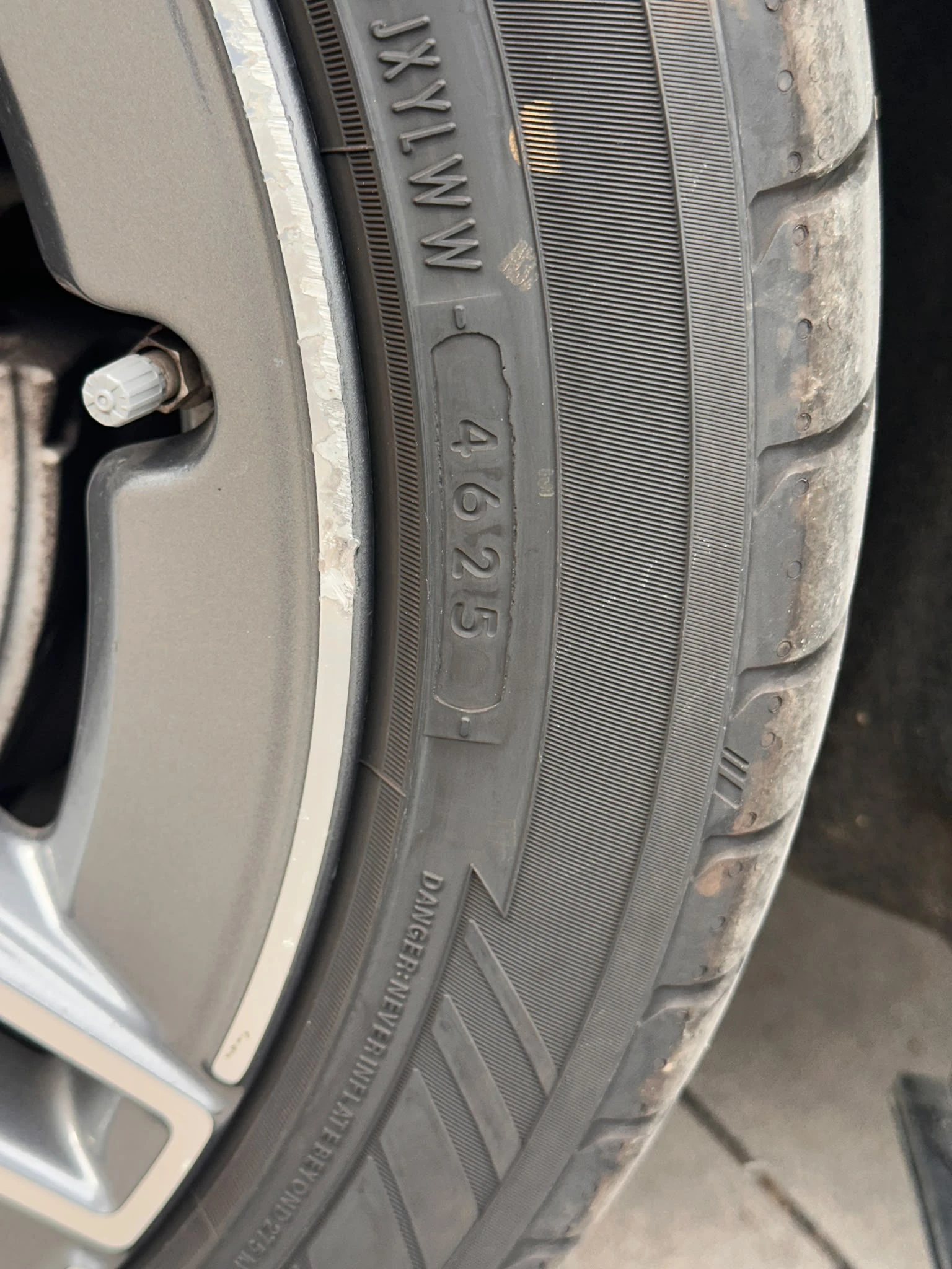 Mercedes-Benz C 220, снимка 13 - Автомобили и джипове - 56093930
