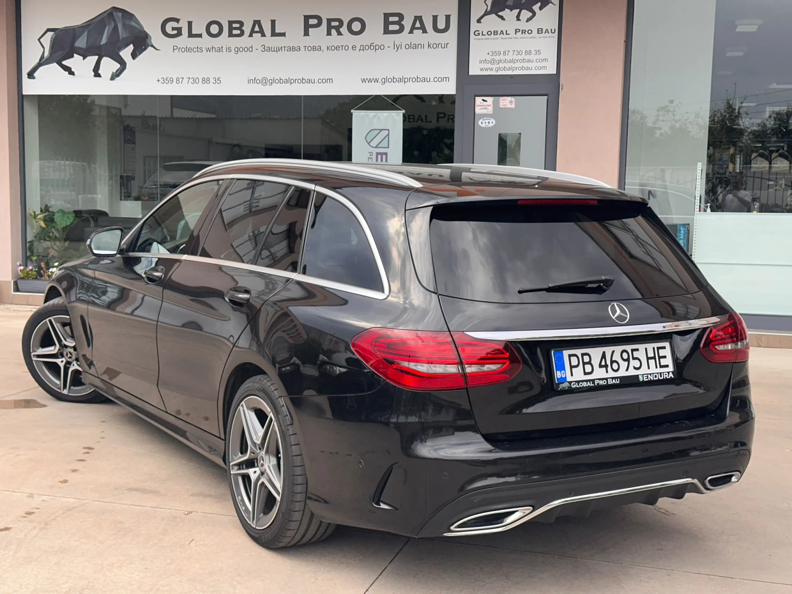Mercedes-Benz C 220, снимка 2 - Автомобили и джипове - 56093930