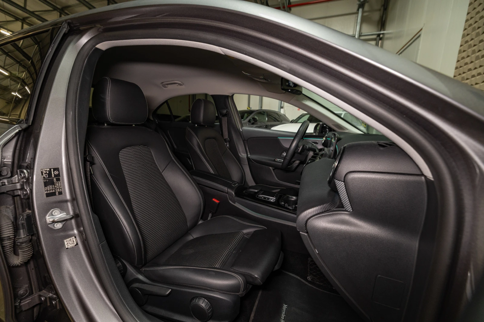 Mercedes-Benz A 200 Led High Perf| Camera| �������| �������� | Mobile.bg � ����������� 10