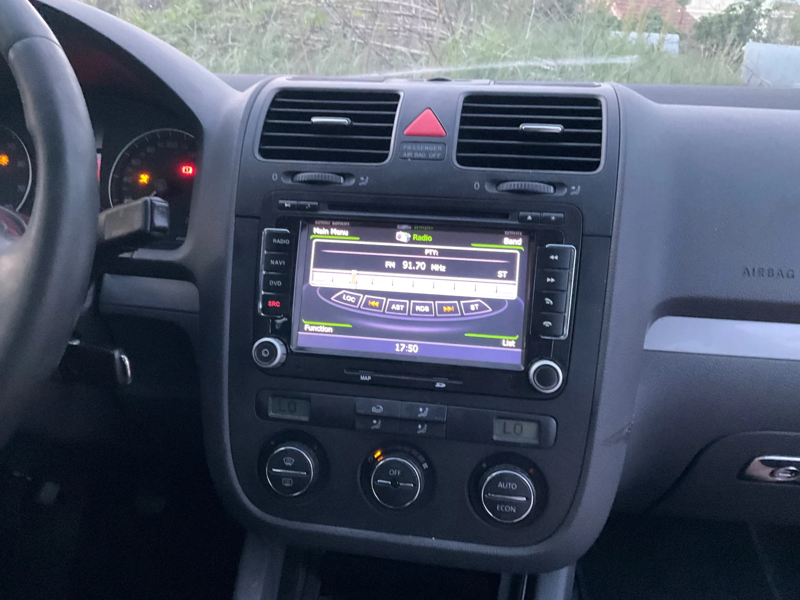 VW Golf, снимка 4 - Автомобили и джипове - 56384327