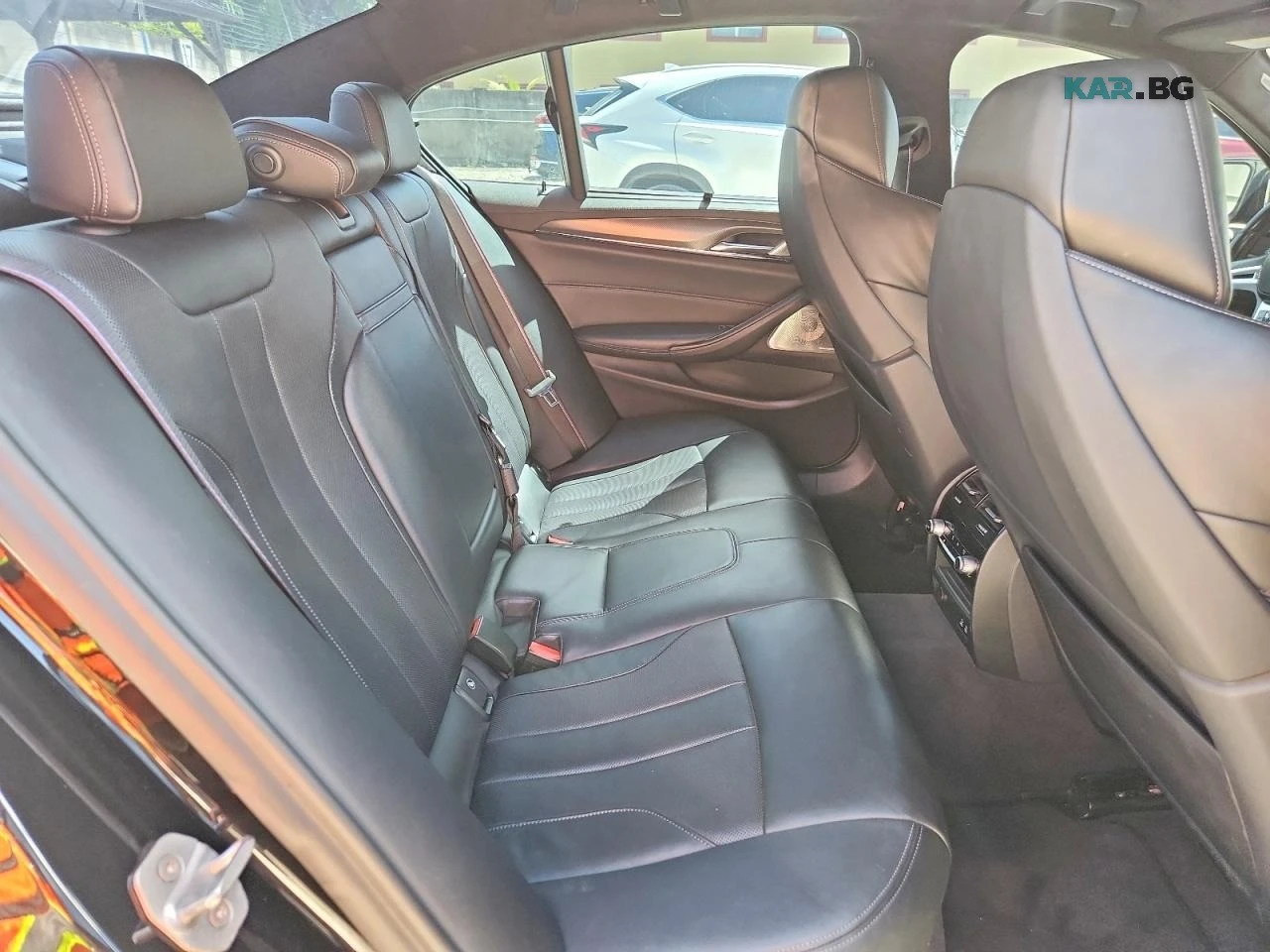 BMW M5 BASE* АвтоКредит* (ЦЕНА ДО БГ), снимка 10 - Автомобили и джипове - 56635746
