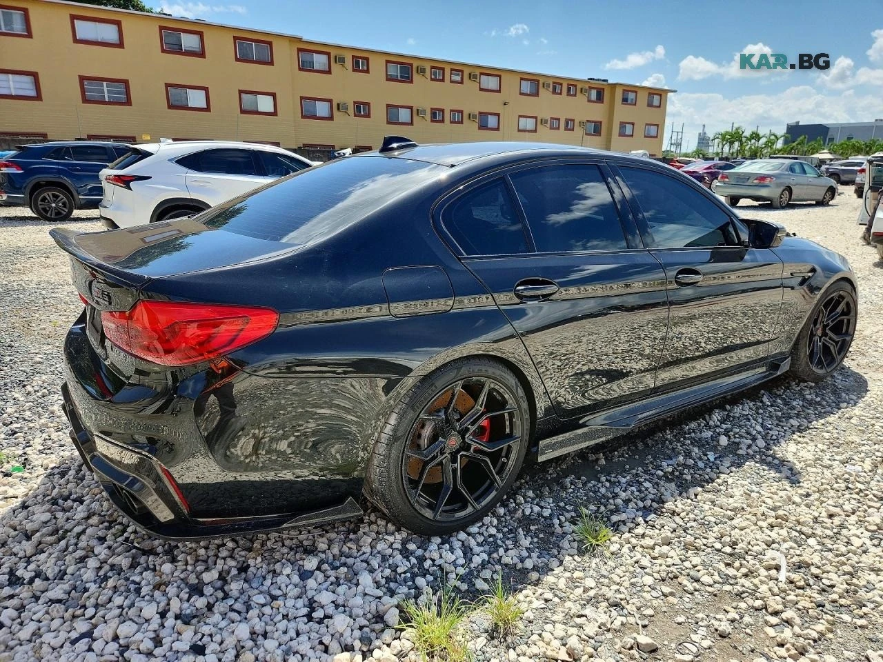 BMW M5 BASE* АвтоКредит* (ЦЕНА ДО БГ), снимка 3 - Автомобили и джипове - 56635746