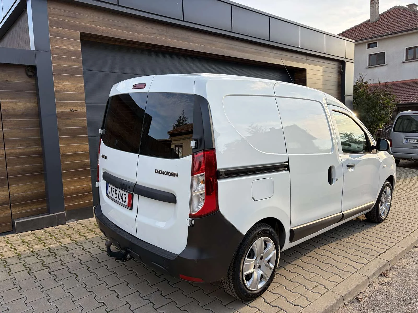 Dacia Dokker N1- M/T 1.5/ 6 ск., снимка 4 - Автомобили и джипове - 56648526