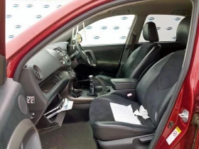 Toyota Rav4 2. 2 D-4D (150 к. с. ), 4x4 НА ЧАСТИ, снимка 5
