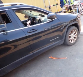 Jeep Cherokee 3.2, снимка 2