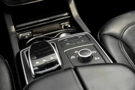 Mercedes-Benz GLE 43 AMG 2018/127000KM/PANO/H&K/PODGREV/4X4/DISTR, снимка 16