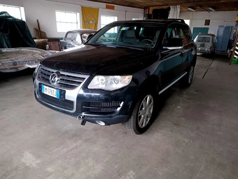 VW Touareg 2.5TDI, снимка 3 - Автомобили и джипове - 48457025