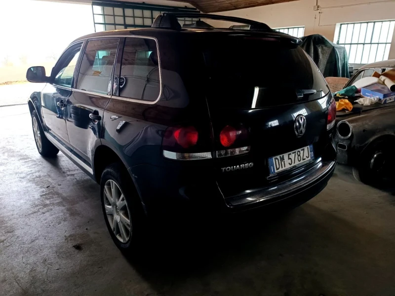 VW Touareg 2.5TDI, снимка 5 - Автомобили и джипове - 48457025