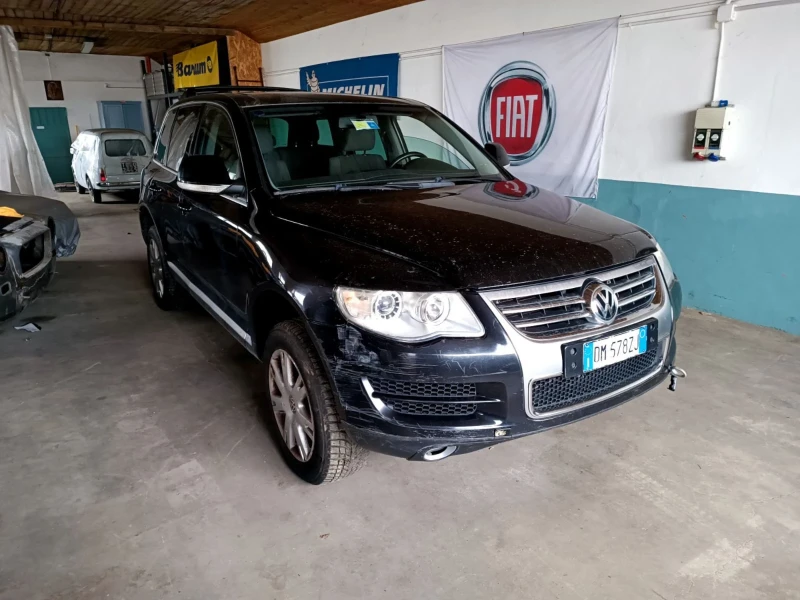 VW Touareg 2.5TDI, снимка 1 - Автомобили и джипове - 48457025