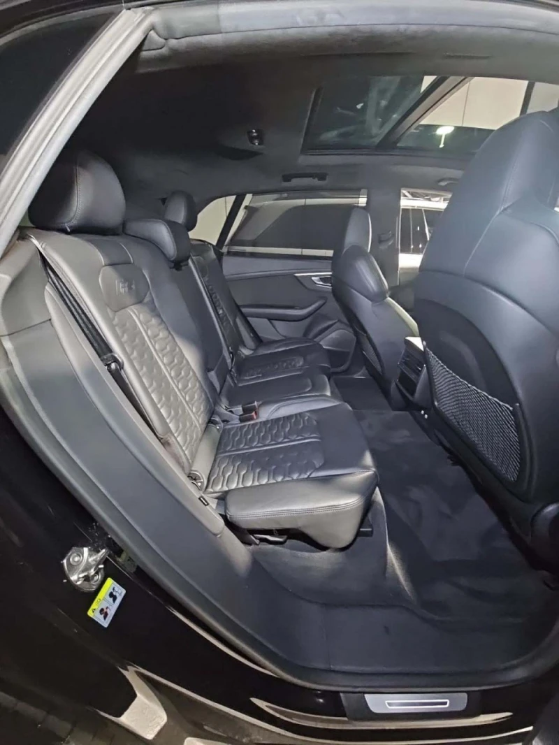 Audi RSQ8 * CARFAX * БЕЗ ПЪРВОНАЧАЛНА ВНОСКА, снимка 9 - Автомобили и джипове - 52815131