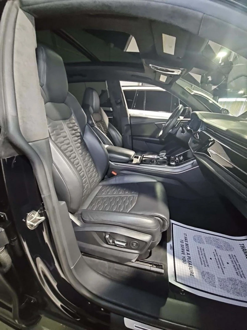 Audi RSQ8 * CARFAX * БЕЗ ПЪРВОНАЧАЛНА ВНОСКА, снимка 10 - Автомобили и джипове - 52815131
