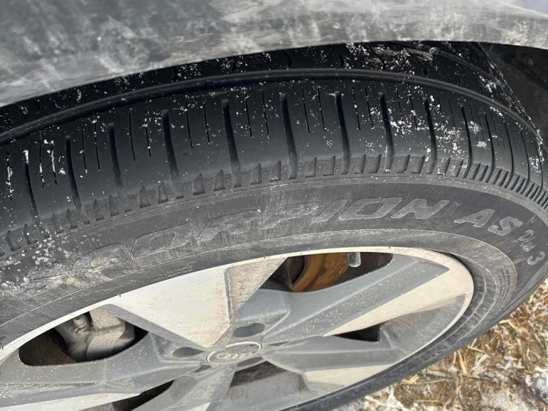 Audi Q5 * Komfort * CARFAX * БЕЗ ПЪРВОНАЧАЛНА ВНОСКА, снимка 7 - Автомобили и джипове - 52950799