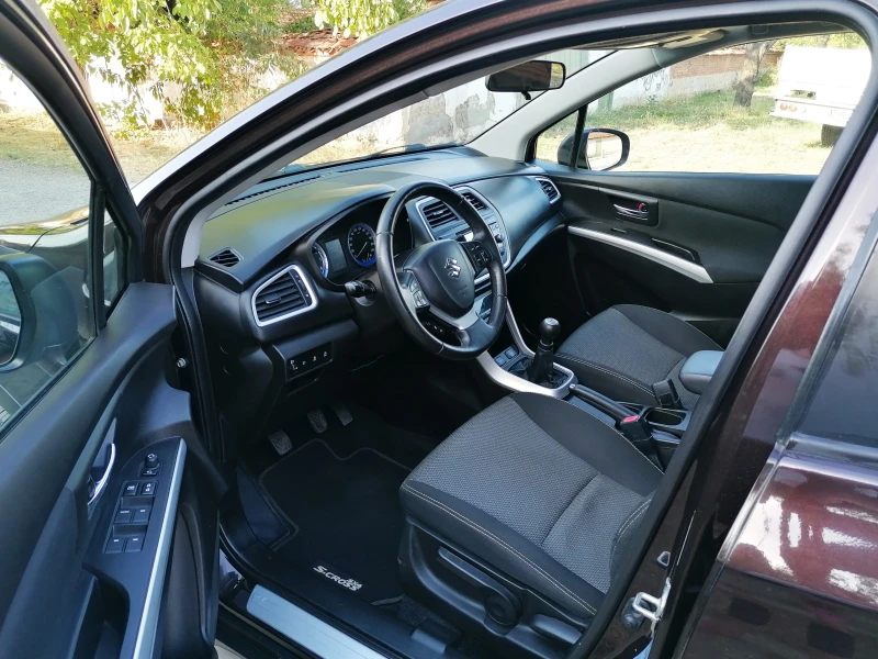 Suzuki SX4 S-Cross 1.6i-Панорамa Навигация Камера KEYLESS-Go, снимка 6 - Автомобили и джипове - 53157772